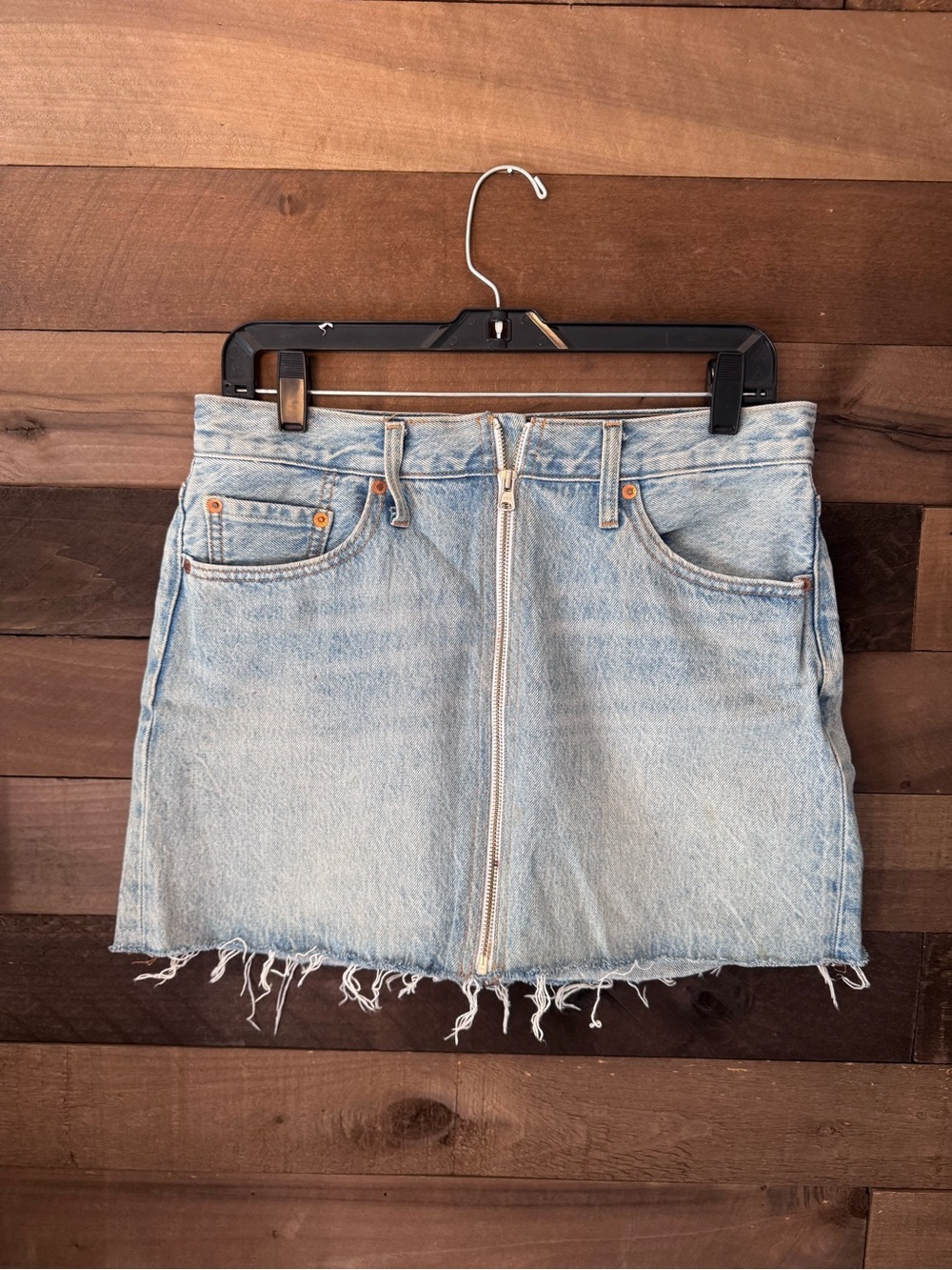 Levi’s Light Wash Denim Mini Skirt with Front Zip